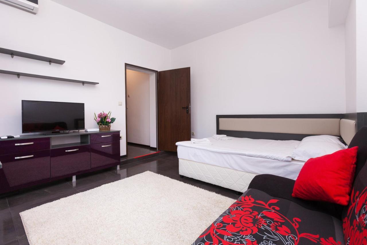 Guest Apartment *